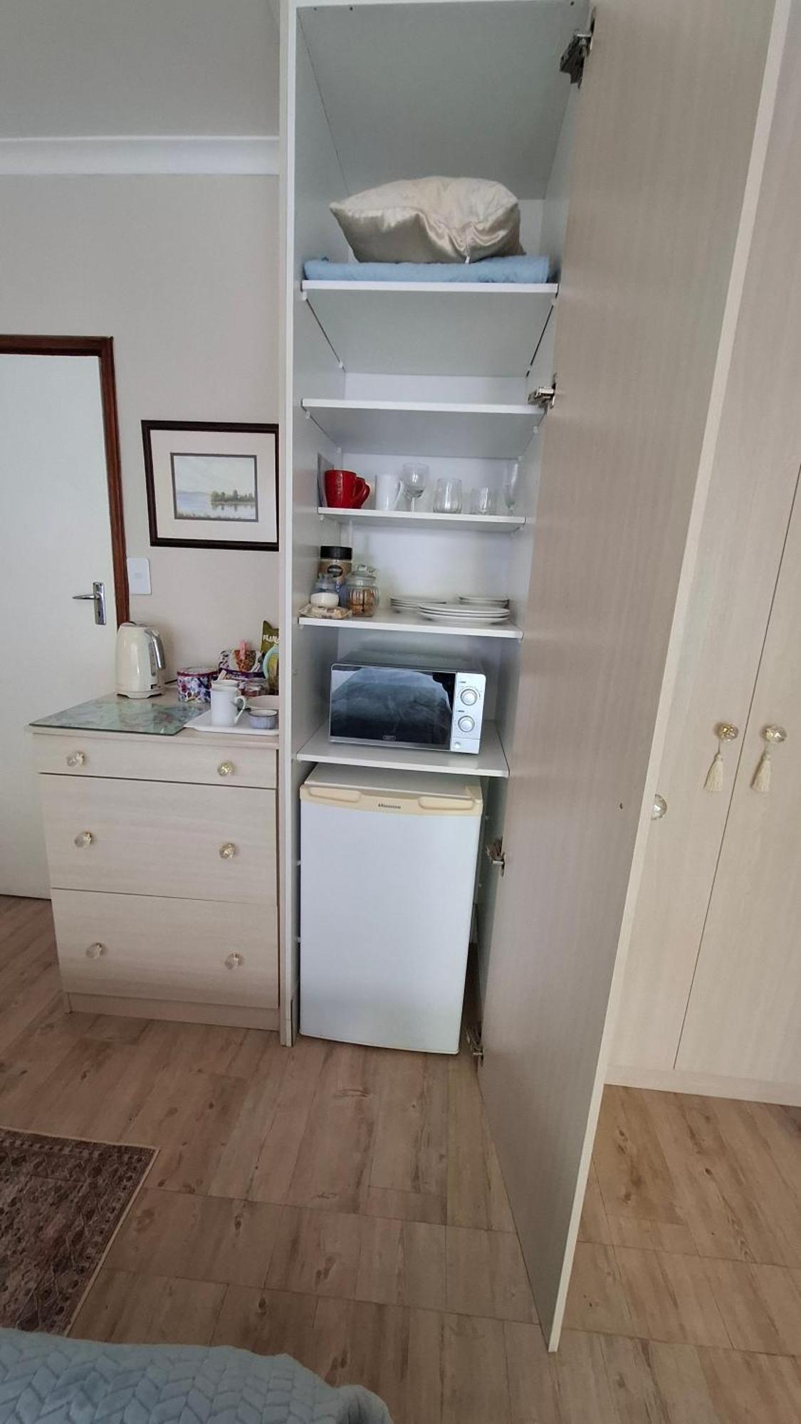 Belle Vue Guesthouse Hermanus Bagian luar foto